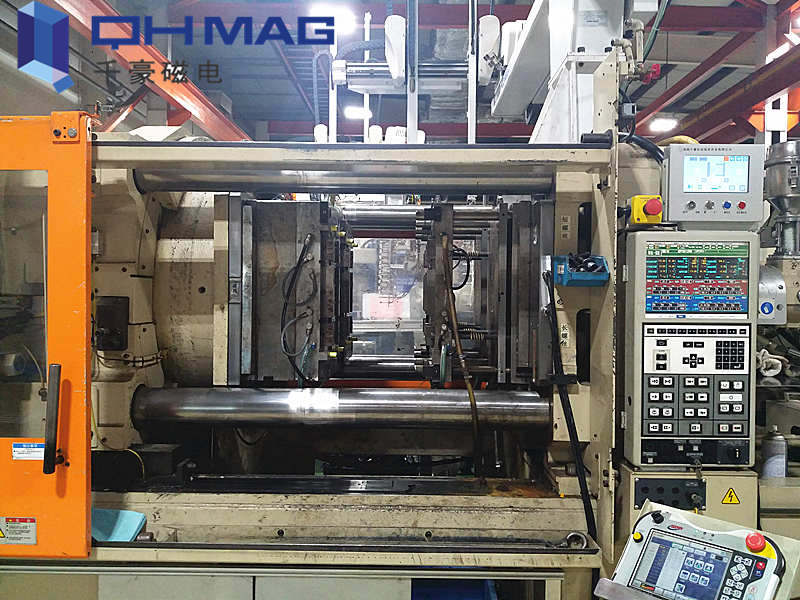 千豪磁電雙色注塑機快速換模系統的功能特點 千豪磁電雙色注塑機快速換模系統的功能特點