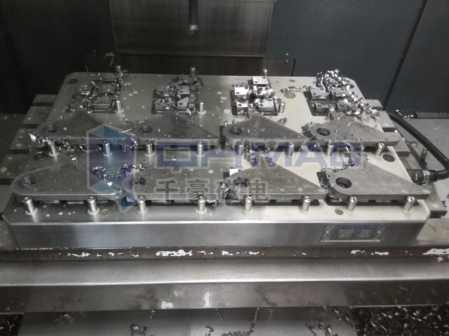 視頻上新-電永磁吸盤在銑床加工中的應(yīng)用 視頻上新-電永磁吸盤在銑床加工中的應(yīng)用