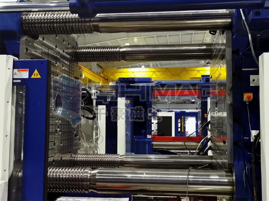 大型制造商實現工業4.0離不開模具自動更換系統 大型制造商實現工業4.0離不開模具自動更換系統