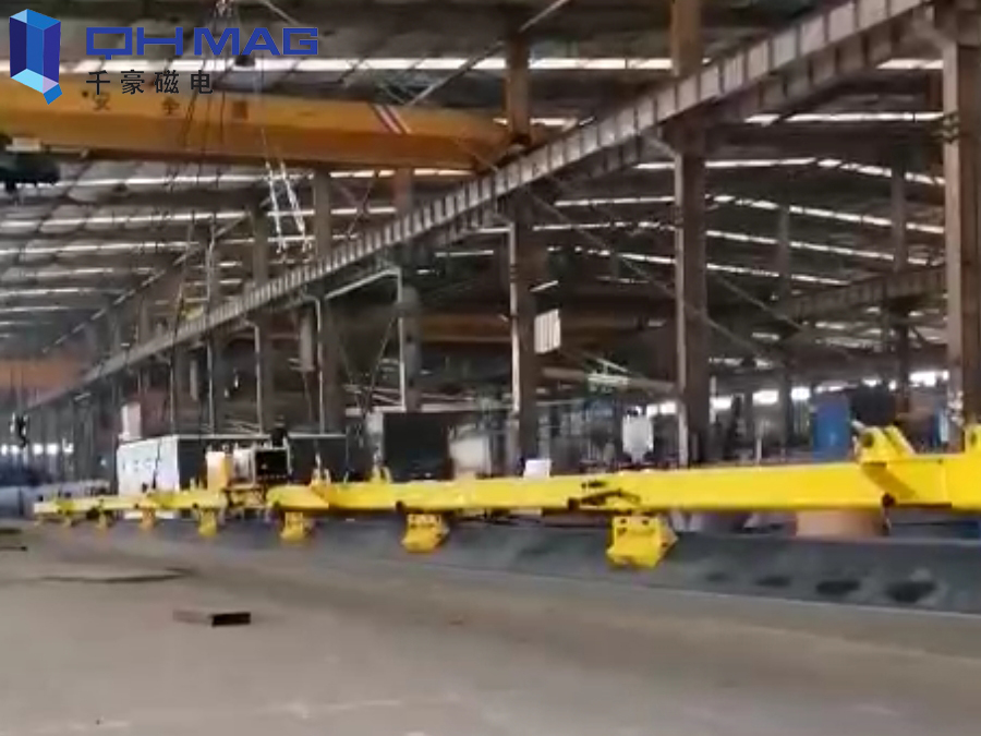 吊具案例-20米超長鋼板側吊(視頻) 吊具案例-20米超長鋼板側吊(視頻)