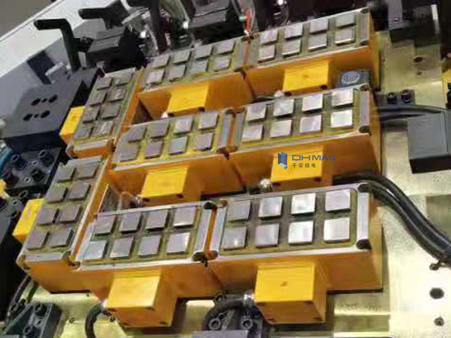 電永磁吸盤工裝夾具用于小型挖掘機油箱的焊接 電永磁吸盤工裝夾具用于小型挖掘機油箱的焊接