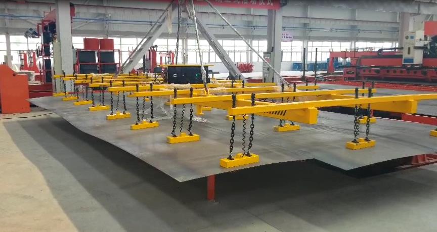 鋼板板材的起吊神器,磁力起重吊具橫空出“市” 鋼板板材的起吊神器,磁力起重吊具橫空出“市”