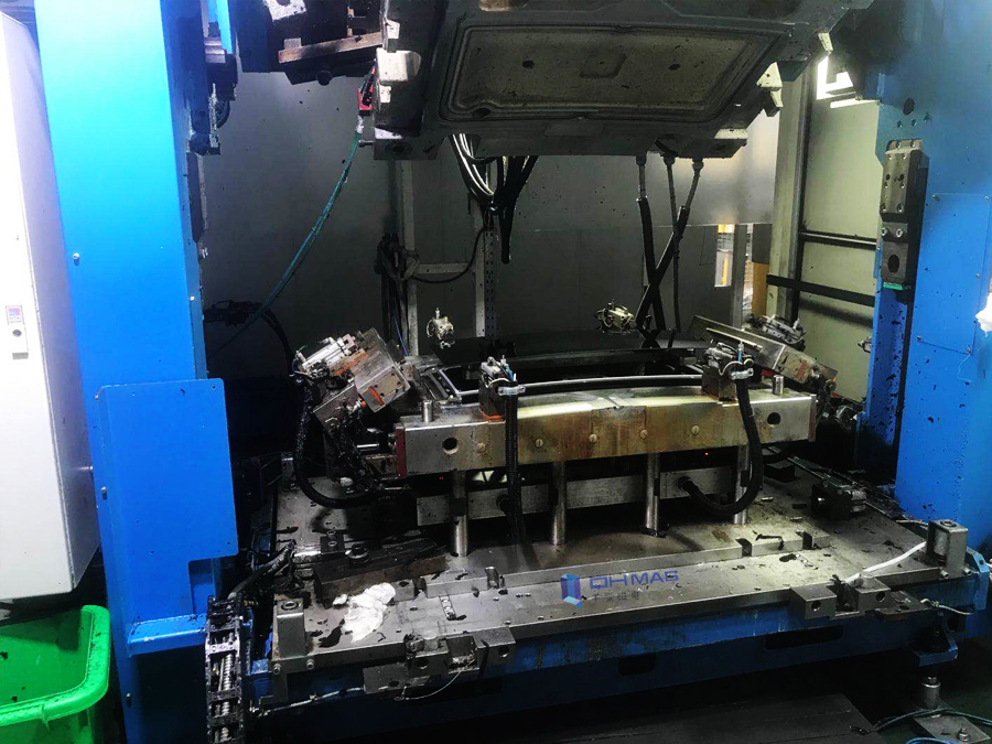 翻模機快速換模